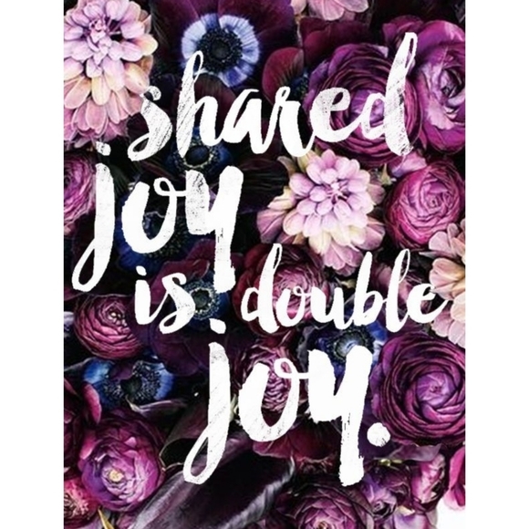 π» CLOSET INFO π» - Picture 2 of 3